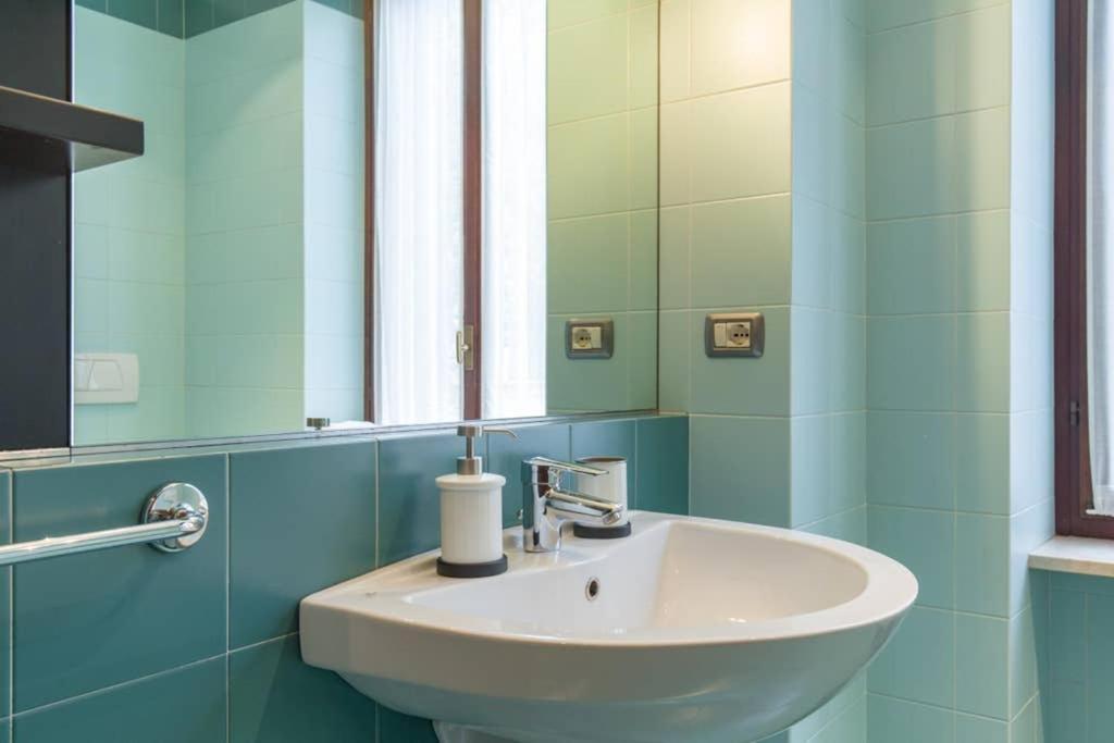 Comfortable Apartment Behind Arena Di ורונה מראה חיצוני תמונה